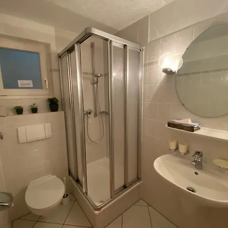 Ferienwohnung An Der Bodenseetherme Uberlingen Exterior photo