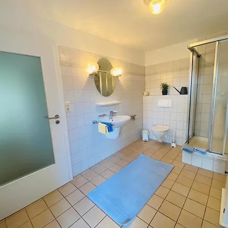Ferienwohnung An Der Bodenseetherme Uberlingen Exterior photo